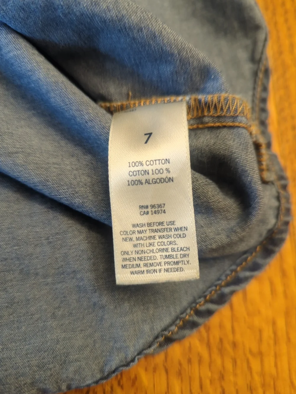 Oshkosh B’gosh Girls Size 7 Long Sleeve Button Up Blue Denim Shirt
